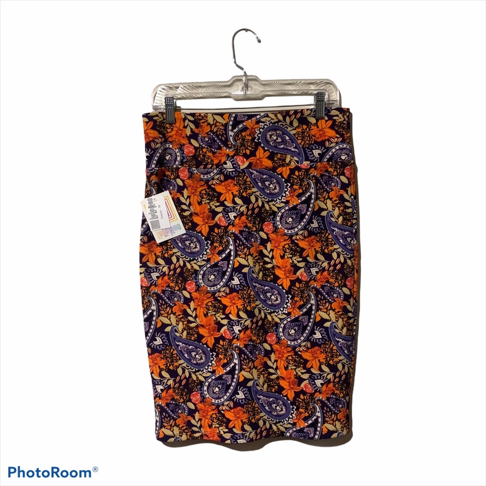 LuLaRoe NWT Cassie -M pencil skirt size Medium